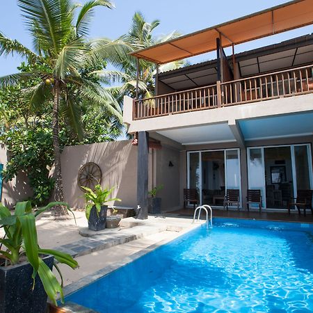 Hikks Villa Hikkaduwa Bagian luar foto